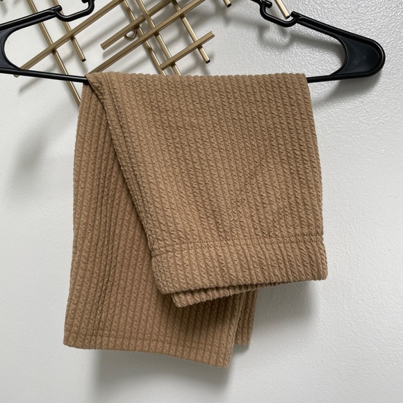 sisters and seekers ribbed biker shorts | like new - Picture 1 of 2